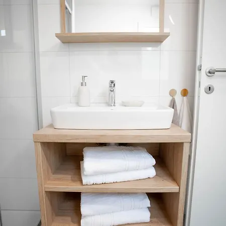 Mobile Tamaris With Jacuzzi Vodice